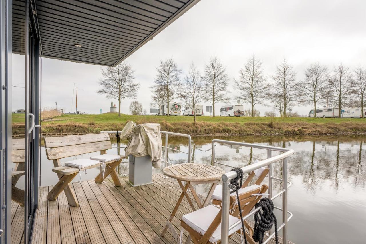 Botel Tiny Hanzeboat Hattem